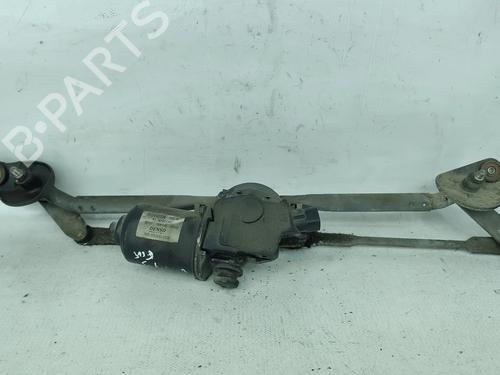 Used Front wiper motor TOYOTA AVENSIS Estate (_T25_) 2.0 D-4D (CDT250_, CDT250R) (116 hp) 30084061