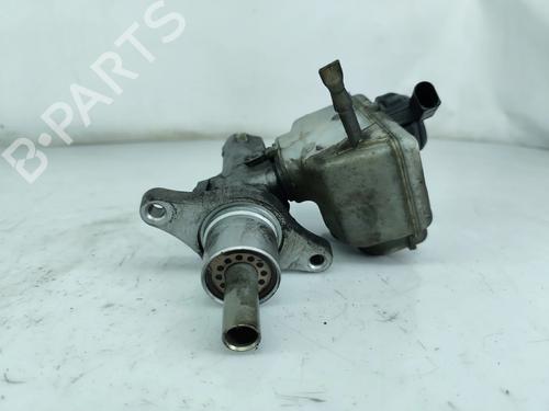 Hovedbremsecylinder VW GOLF VI (5K1) 1.6 TDI (105 hp) 30135998