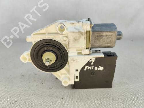 Used Right front window motor VW GOLF VI (5K1) 1.6 TDI (105 hp) 30135935