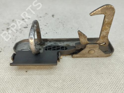 hjelmlås VW GOLF VI (5K1) 1.6 TDI (105 hp) 30135963