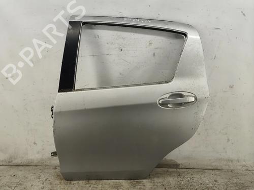 Used Left rear door TOYOTA YARIS (_P13_) 1.0 (KSP130_, KSP130) (69 hp) 30199841