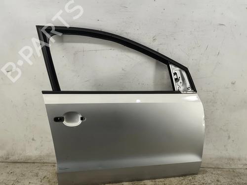 Used Right front door VW POLO V (6R1, 6C1) 1.0 (75 hp) 30199844