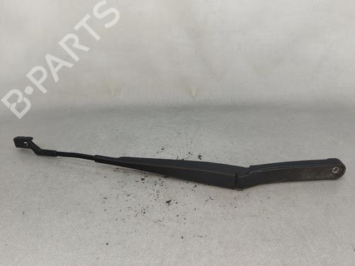 Used Front windshield wiper arm VW POLO V (6R1, 6C1) 1.6 TDI (90 hp) 30203008