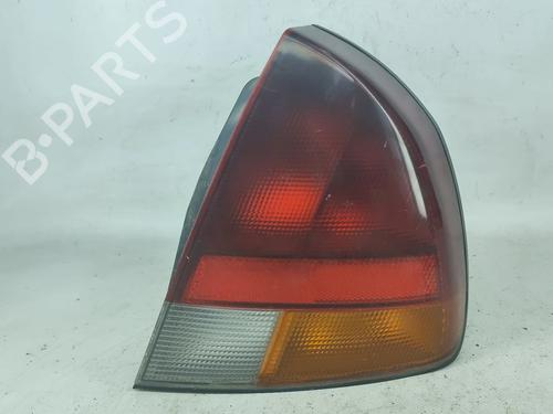 Piloto trasero derecho MITSUBISHI CARISMA (DA_) 1.9 TD (DA4A) (90 hp) 29614486