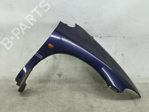 Guarda-lamas direito CHRYSLER VOYAGER / GRAND VOYAGER III (GS_, NS_) 2.5 TD (116 hp) 30299378