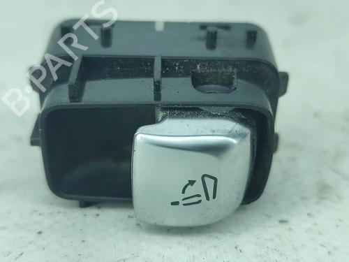 switch-mercedes-benz-c-class-t-model-s205-2014-2015-2016-2017-2018-2019-2020-2021-2022-2023-30044547 main image