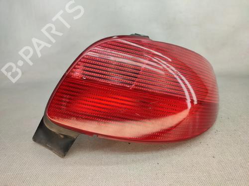 Højre baglygte PEUGEOT 206 Hatchback (2A/C) 1.1 i (60 hp) 30318234