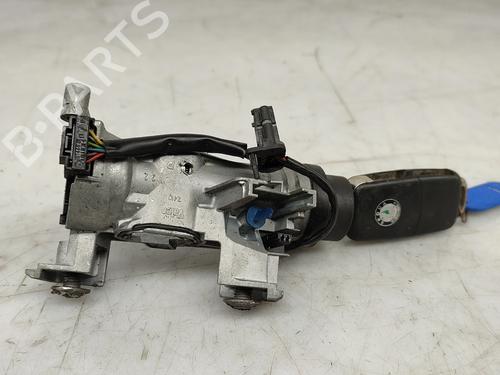 Ratlås/Tændingslås SKODA OCTAVIA II (1Z3) 1.9 TDI (105 hp) 30316769