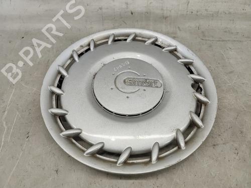 Used Hub cap SMART FORTWO Coupe (450) 0.8 CDI (450.300, 450.301, 450.302, 450.303, 450.306) (41 hp) 30305479