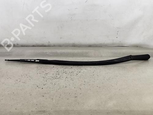 front-windshield-wiper-arm-alfa-romeo-147-937_-2000-2001-2002-2003-2004-2005-2006-2007-2008-2009-2010-30297940 main image
