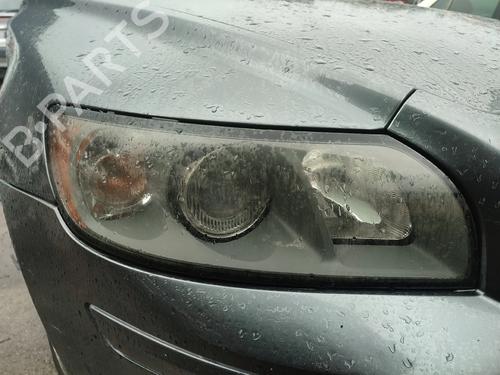 Used Right headlight VOLVO V50 (545) 2.0 D (136 hp) 30358266