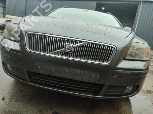 Used Front bumper VOLVO V50 (545) 2.0 D (136 hp) 30358257
