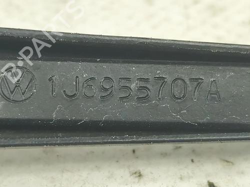 Rear windshield wiper arm VW GOLF IV (1J1) 1.4 16V | BP30307991C144 