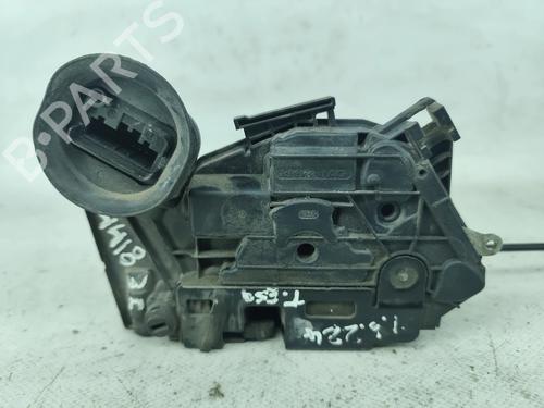 Rear left lock VW GOLF VI (5K1) 2.0 TDI | BP17196391C100