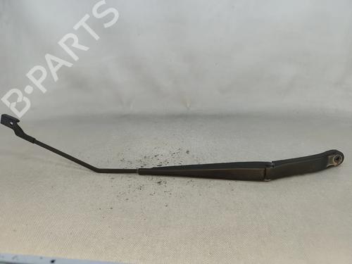 Used Front windshield wiper arm Front windshield wiper arm 30436145 30436145
