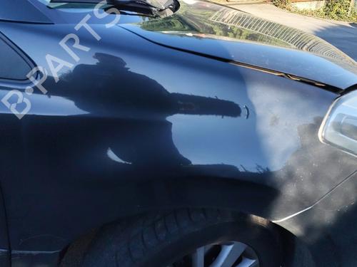 Used Right front fenders RENAULT KOLEOS I (HY_) 2.0 dCi (HY0K) (150 hp) 30518770