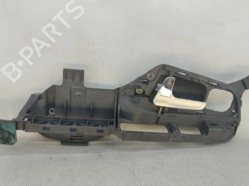 Used Front left interior door handle SEAT CORDOBA (6K1, 6K2) 1.4 16V (75 hp) 30489515