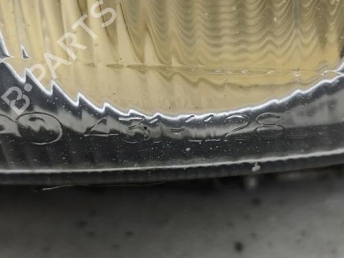 Left headlight FORD FIESTA IV (JA_, JB_) 1.8 D | BP30512434C28