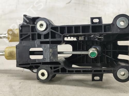 Gear lever TOYOTA YARIS (_P13_) 1.0 (KSP130_, KSP130) | BP30510350M90