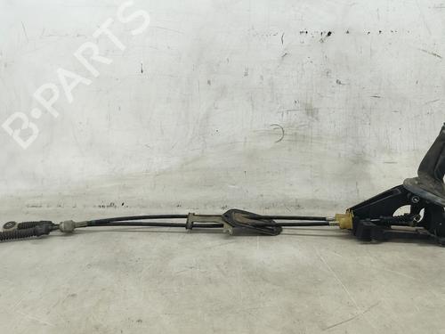 Used Gear lever TOYOTA YARIS (_P13_) 1.0 (KSP130_, KSP130) (69 hp) 30510350