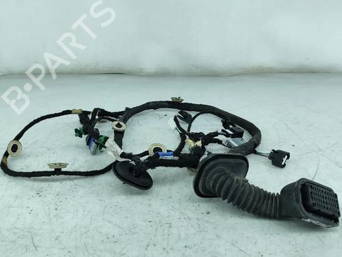 BP30571878E16 main image