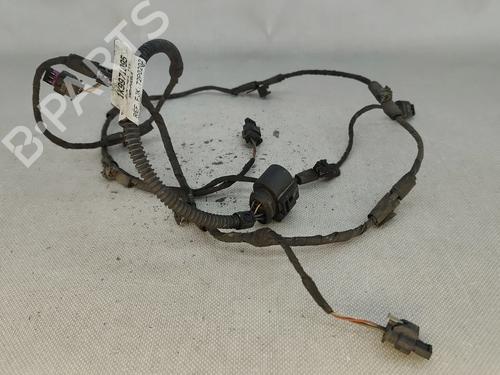 BP30563752E16 main image