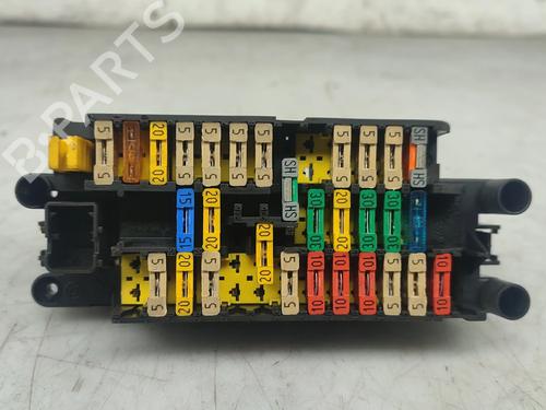 Caixa de fusíveis CITROËN XSARA Coupe (N0) 1.4 i (75 hp) 29749465