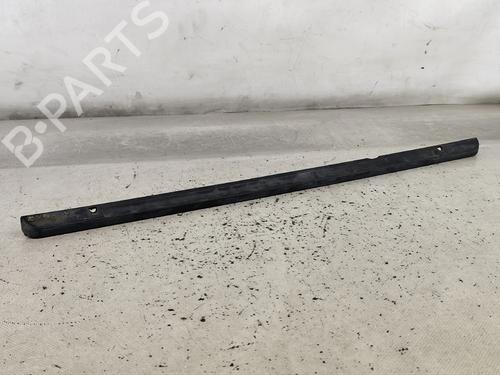 Door moulding trim MERCEDES-BENZ 190 (W201) 2.0 (201.022) | BP30518822C150