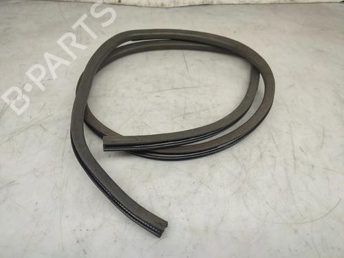 Used Rubber door seal MITSUBISHI COLT V (CJ_, CP_) 1300 GL,GLX (CJ1A) (75 hp) 30359415