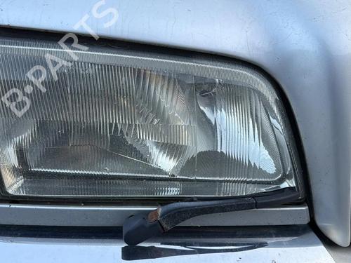Højre forlygte MERCEDES-BENZ C-CLASS T-Model (S202) C 200 T CDI (202.194) (102 hp) 30648079