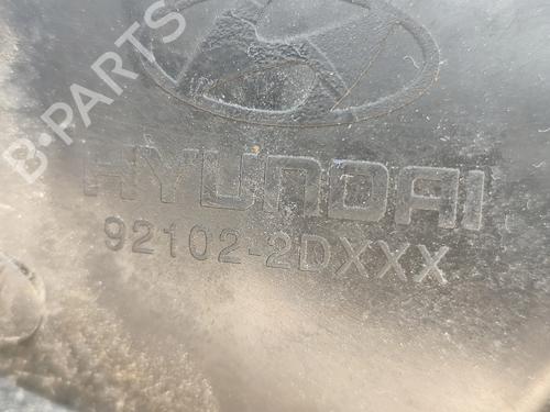 Right headlight HYUNDAI ELANTRA III Saloon (XD) 2.0 CRDi | BP30637677C29