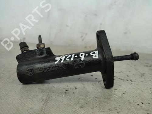 Used Clutch slave cylinder VW PASSAT B3/B4 (3A2, 35I) 1.6 TD (80 hp) 30518808