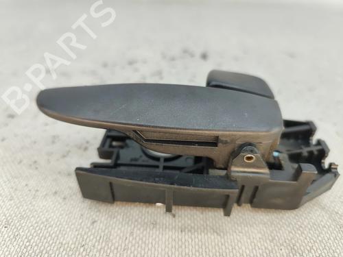 Højre fortil invendig håndtag HYUNDAI ELANTRA III Saloon (XD) 2.0 CRDi (113 hp) 30637689