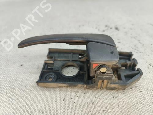 Venstre bak invendig håndtak HYUNDAI ELANTRA III Saloon (XD) 2.0 CRDi | BP30637692I15