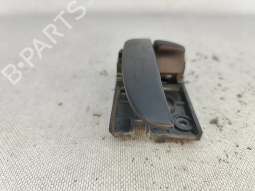 Venstre bak invendig håndtak HYUNDAI ELANTRA III Saloon (XD) 2.0 CRDi | BP30637692I15