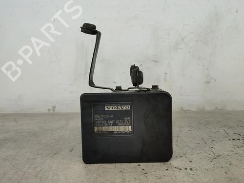 Used ABS pump ABS pump VOLVO S40 II (544) 2.0 D (136 hp) 30512390 30512390