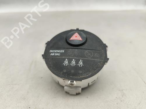 Used Warning switch TOYOTA YARIS (_P13_) 1.0 (KSP130_, KSP130) (69 hp) 30510346