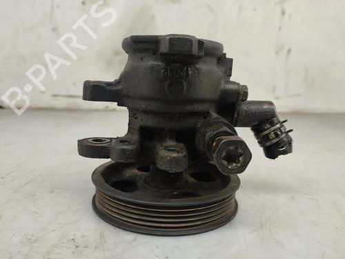 Used Steering pump TOYOTA COROLLA Compact (_E10_) 2.0 D (CE100_, CE100R) (72 hp) 30764219