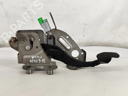 Rempedaal RENAULT GRAND SCÉNIC IV (R9_) 1.7 Blue dCi 120 (R9A7, R9A8) (120 hp) 30779169