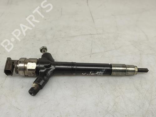Used Injector TOYOTA COROLLA Verso (ZER_, ZZE12_, R1_) 2.2 D-4D (AUR10_, AUR10R) (136 hp) 30736115