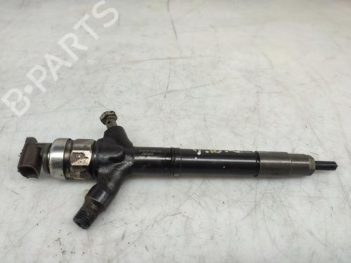 Used Injector TOYOTA COROLLA Verso (ZER_, ZZE12_, R1_) 2.2 D-4D (AUR10_, AUR10R) (136 hp) 30736117
