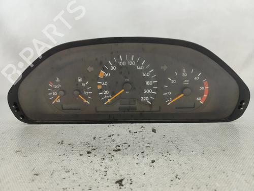 Used Instrument cluster MERCEDES-BENZ C-CLASS (W202) C 200 CDI (202.134) (102 hp) 30776096