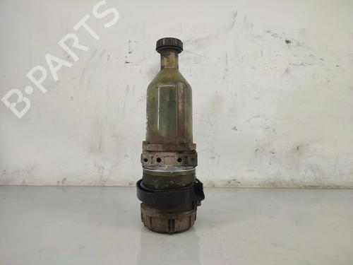 Used Steering pump RENAULT CLIO I (B/C57_, 5/357_) 1.9 D (B/C/S576, B/C/S57L) (64 hp) 30838414