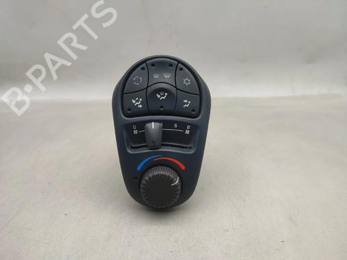 Used Climate control RENAULT ESPACE III (JE0_) 2.2 12V TD (JE0E, JE0H, JE0P) (113 hp) 30838931