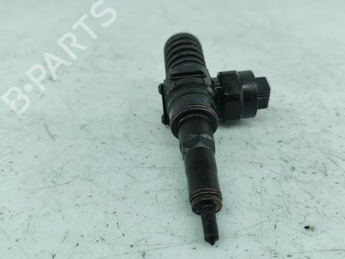 injector-vw-passat-b5-3b2-1996-1997-1998-1999-2000-2001-30774903 main image