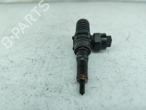 injector-vw-passat-b5-3b2-1996-1997-1998-1999-2000-2001-30774904 main image