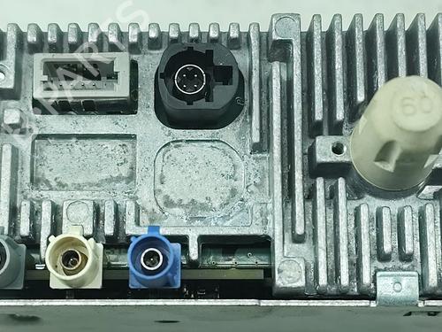 Radio PEUGEOT 208 I (CA_, CC_) 1.2 VTI 82 | BP30363002E6