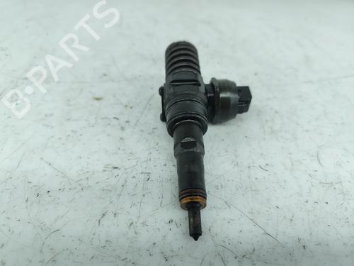injector-audi-a4-b6-8e2-2000-2001-2002-2003-2004-2005-30776059 main image