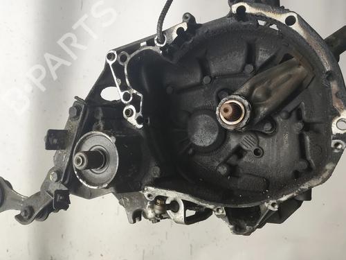 Caja de cambios VOLVO 440 (445) 1.9 Turbo-Diesel (90 hp) 30885201