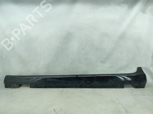 Jupe lateral gauche MERCEDES-BENZ CLS (C218) CLS 63 AMG (218.374) (558 hp) 30884060